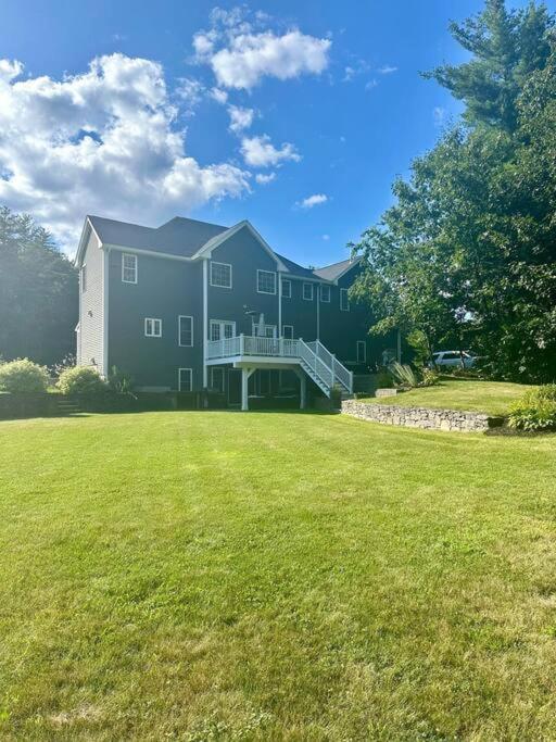 Luxurious Spacious Haven Retreat - Close2Boston Villa Berlin Exterior photo